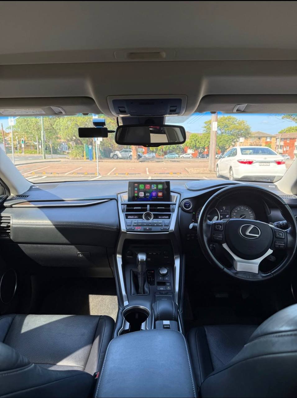 Buy Used Lexus SUV - Image 6